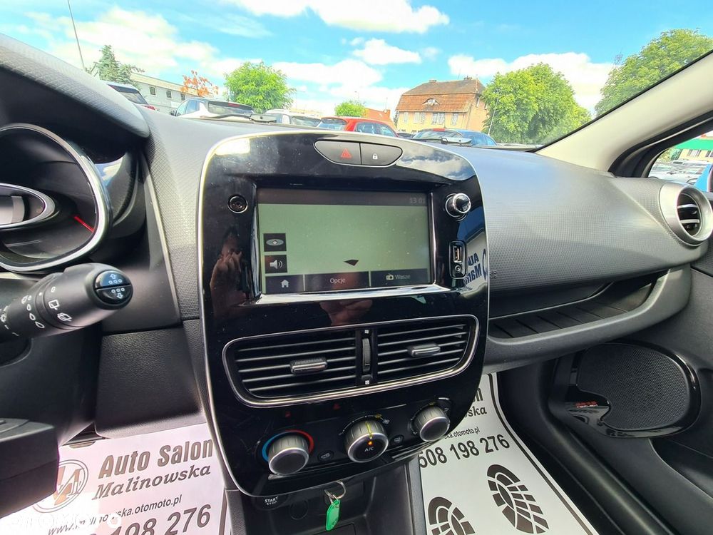 Renault Clio 1.2 16V 75 LIMITED - 14