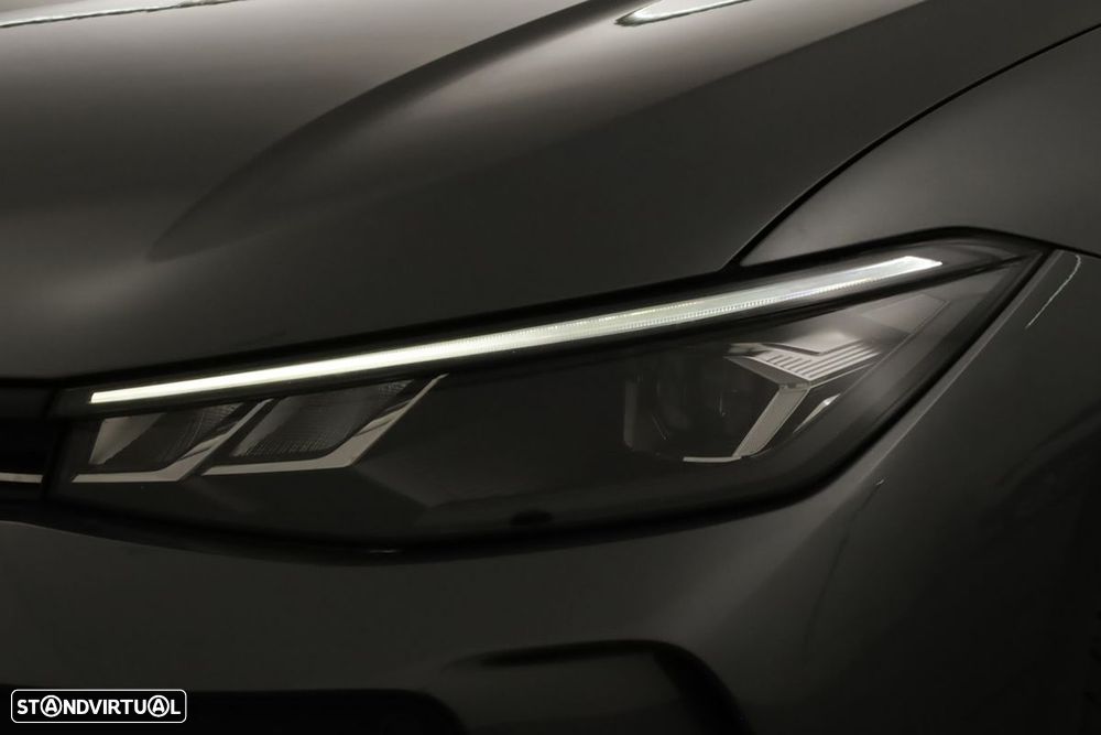 VW Passat Variant 1.5 TSI eHybrid DSG - 6