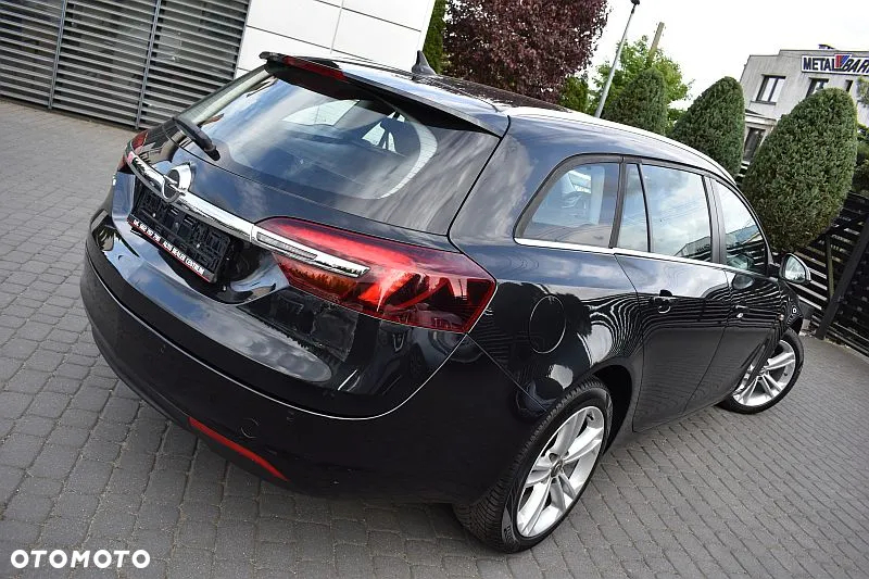 Opel Insignia 1.4 T Cosmo S&S - 4