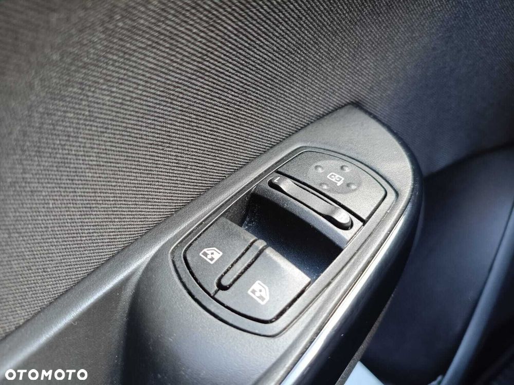 Opel Corsa 1.4 Enjoy - 20