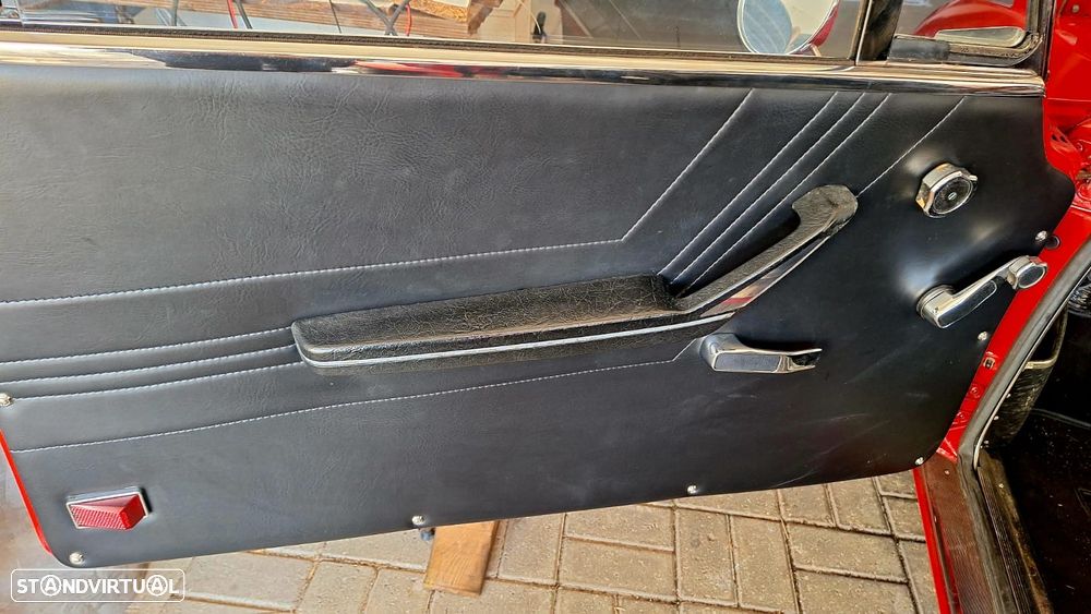 Alfa Romeo 2000 GTV - 23