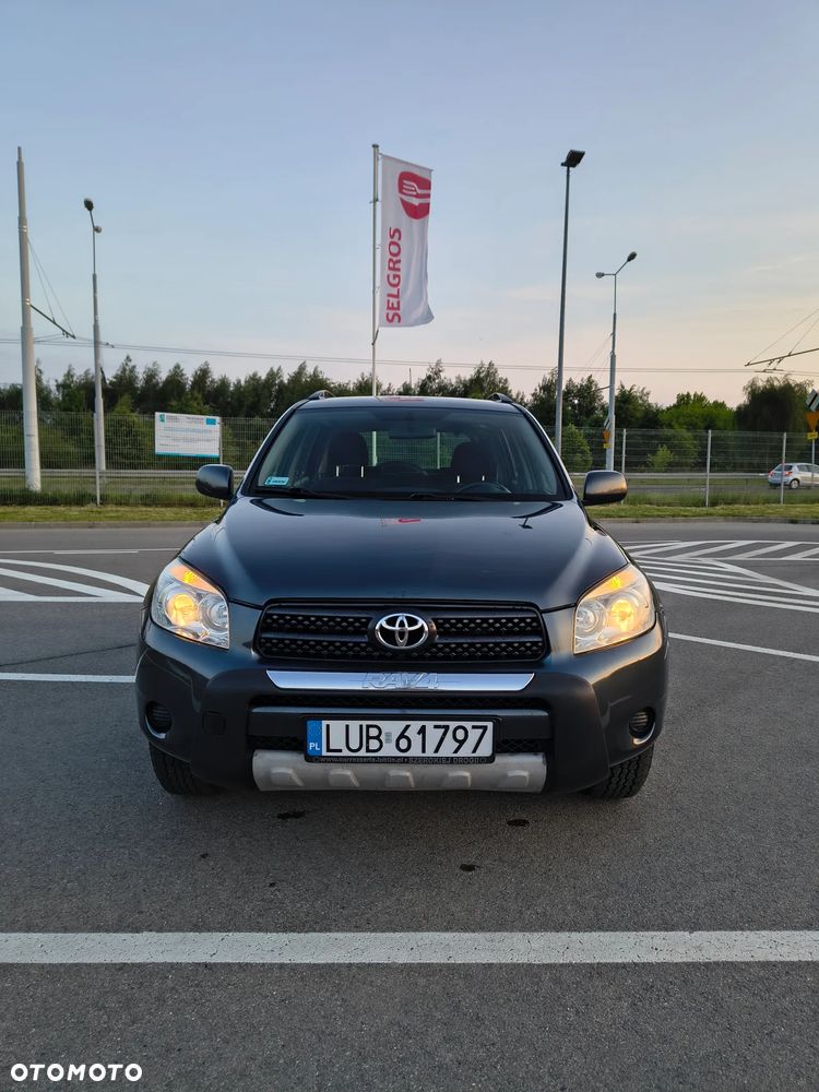 Toyota RAV4 2.2 D-4D Luna - 2