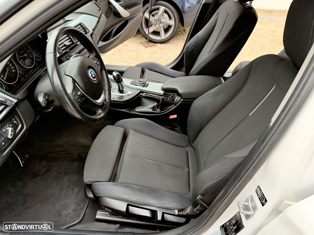 BMW 318 d Auto Pack M - 43