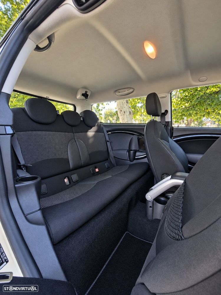 MINI Clubman Cooper - 18