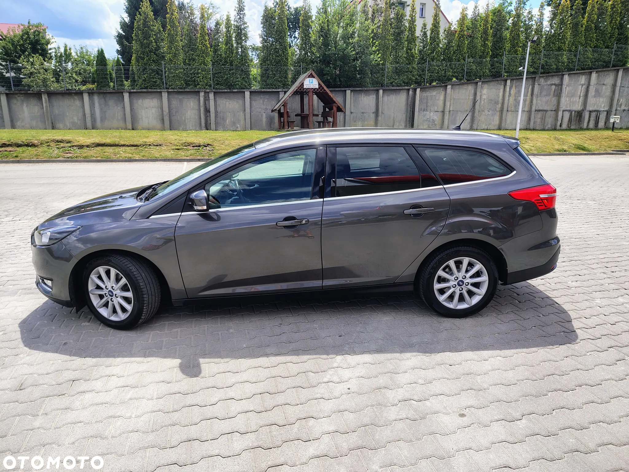 Ford Focus 1.6 TDCi DPF Titanium - 9