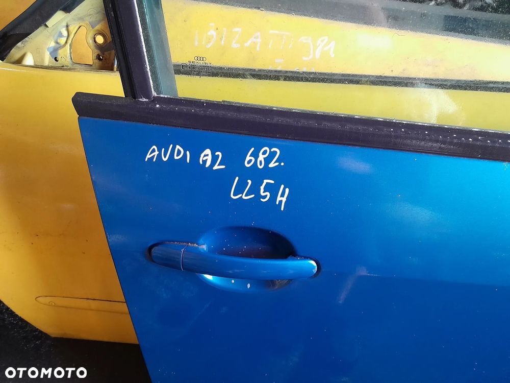 AUDI A2 DRZWI PRAWE PRZEDNIE PRAWY PRZÓD KOLOR: LZ5H - 3