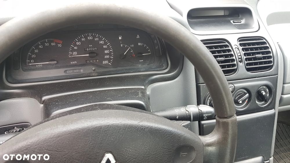 Renault Laguna - 8