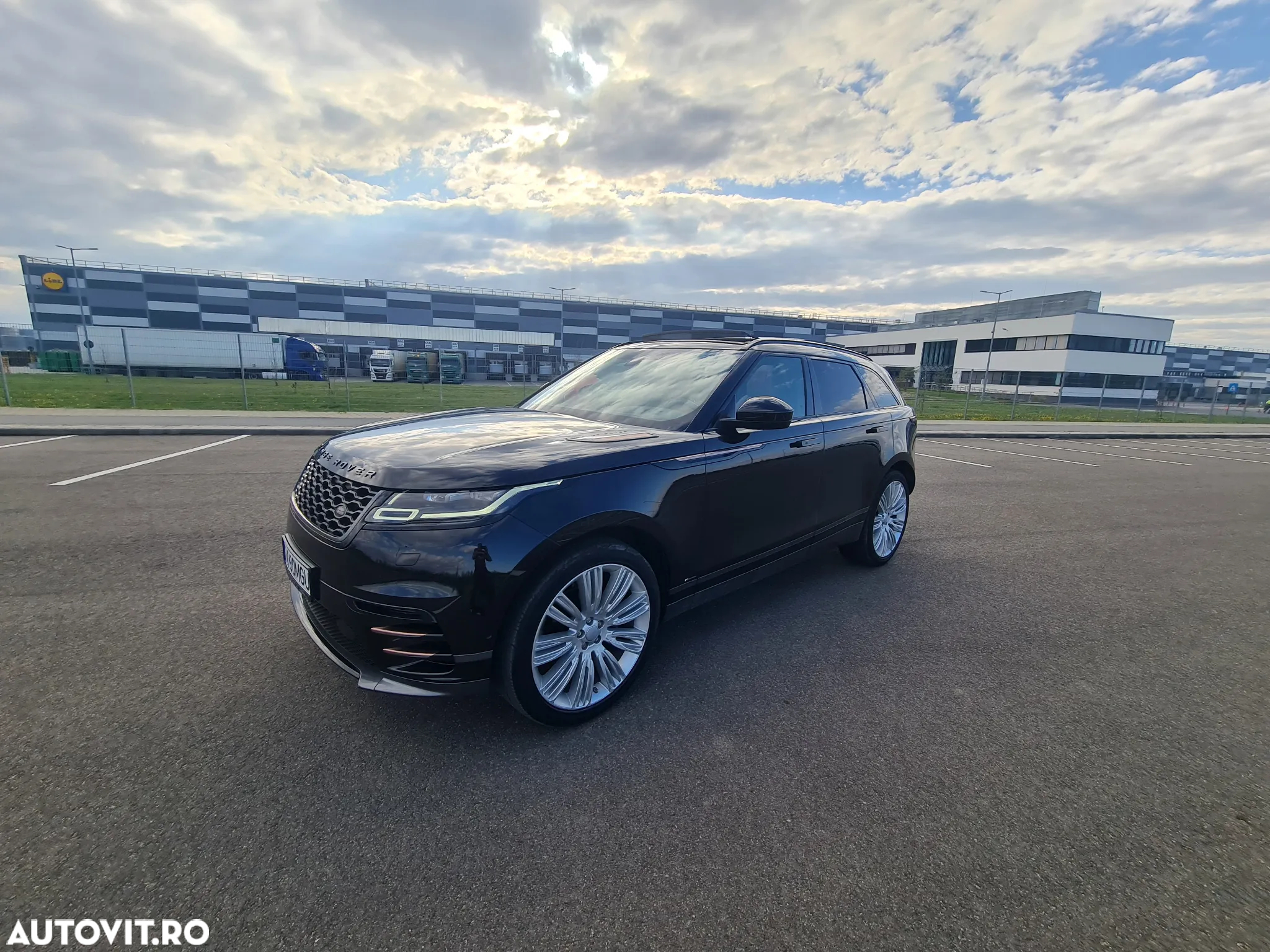 Land Rover Range Rover Velar 2.0 R-Dynamic - 24
