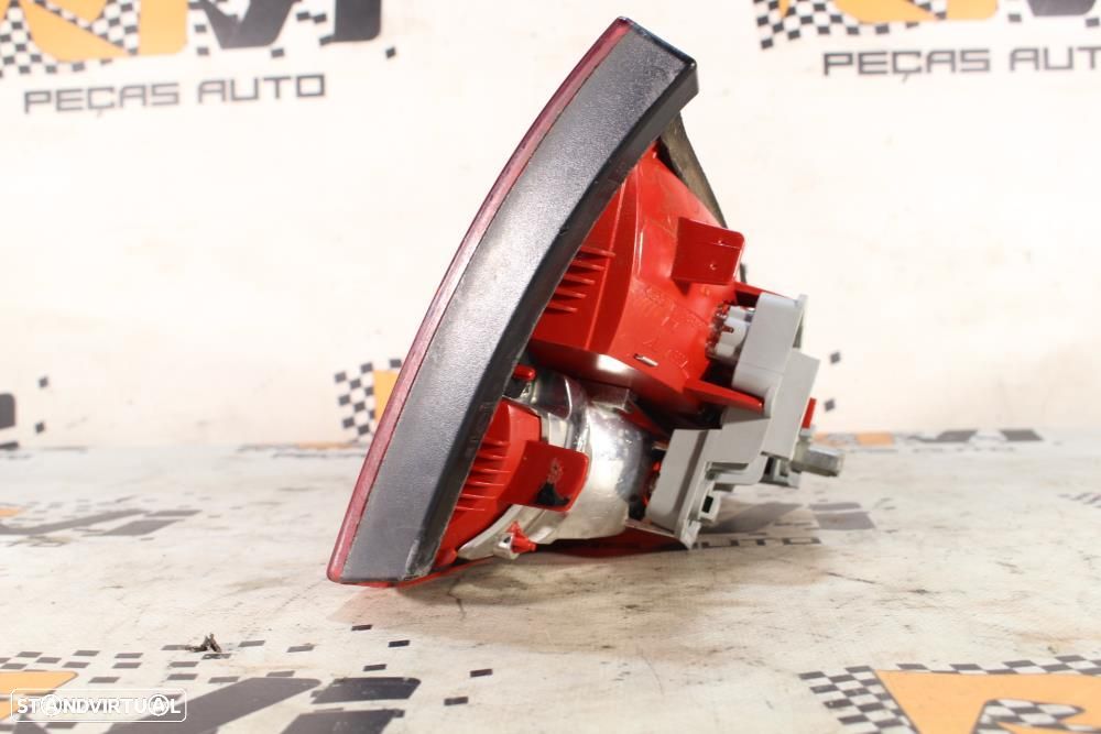 Farolim Direito Audi A4 (8K2, B8)  219602 / Mala Passageiro Sedan - 7