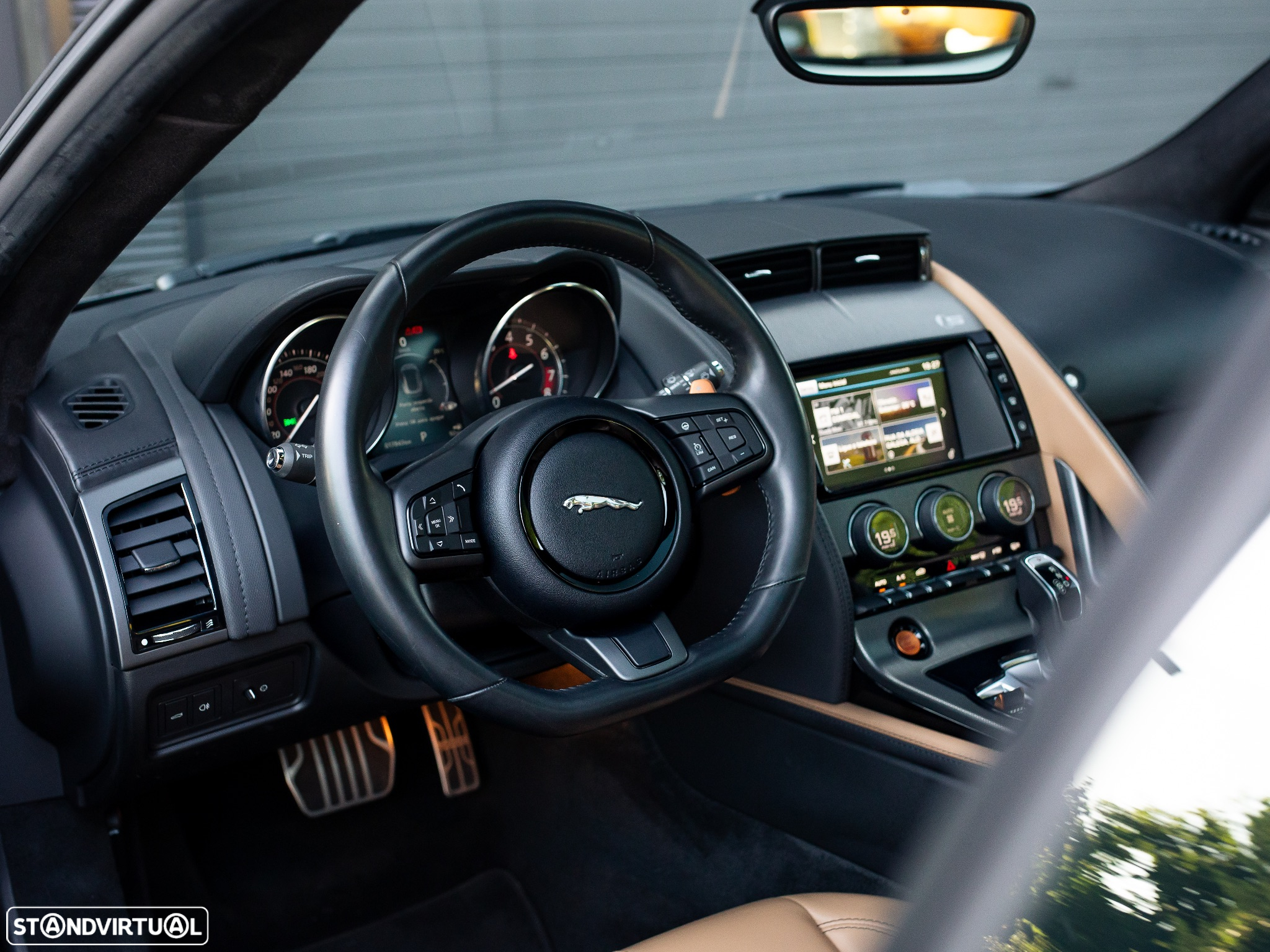 Jaguar F-Type 3.0 V6 S/C S Auto - 31