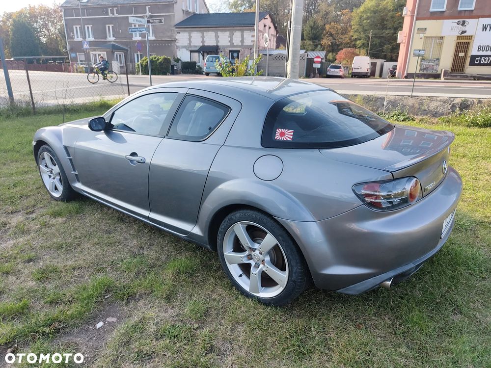 Mazda RX-8 Revolution - 3