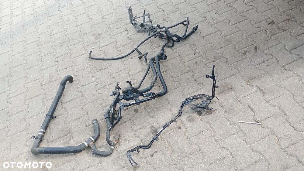 FVAT 2N0121065ac VW CRAFTER 2.0 MAN TGE wąż Rurka wody pompka wody przewód uchwyt wspornik mocowanie - 1