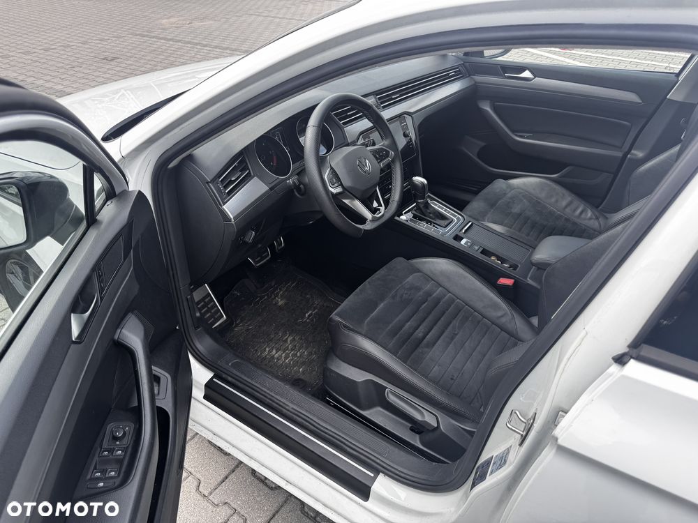 Volkswagen Passat 2.0 TDI EVO Business DSG - 12