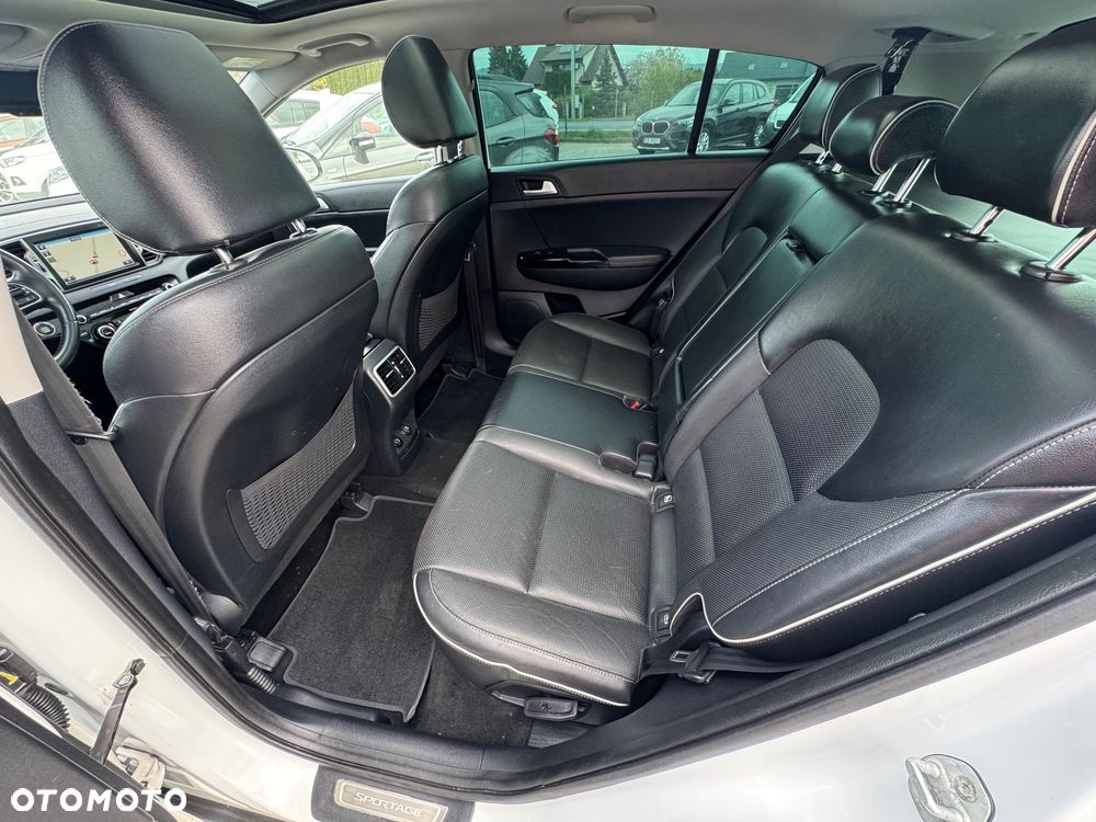 Kia Sportage 1.7 CRDI 2WD Edition 7 - 13