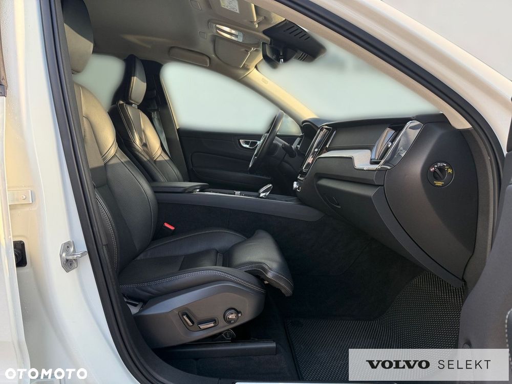 Volvo XC 60 - 25