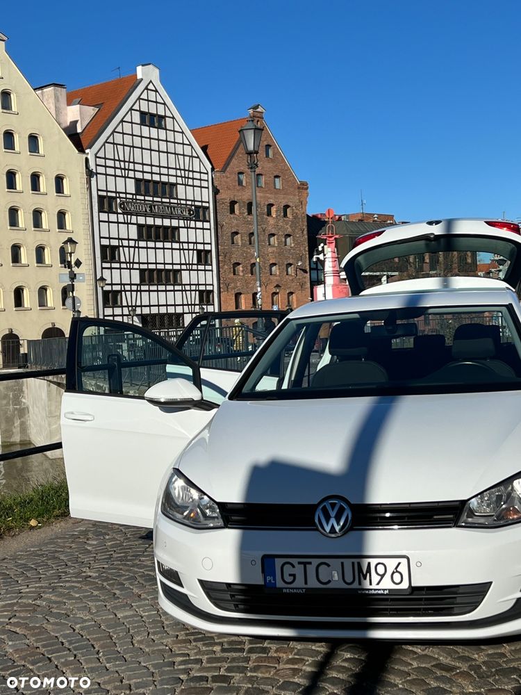 Volkswagen Golf - 20