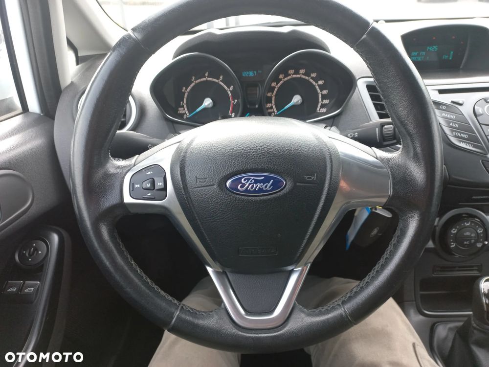 Ford Fiesta 1.25 Ambiente - 19