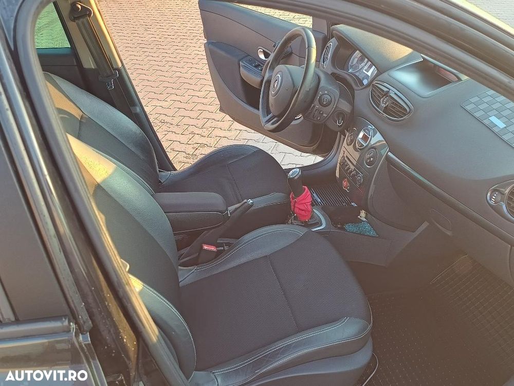 Renault Clio - 7