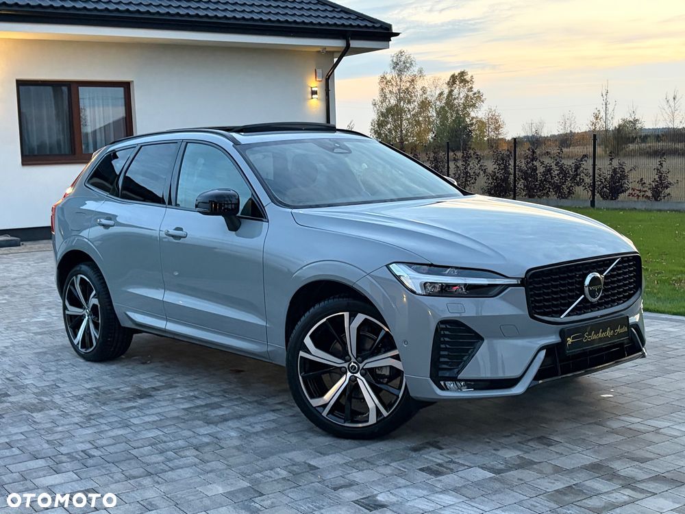Volvo XC 60 B5 B AWD Ultra Dark - 24