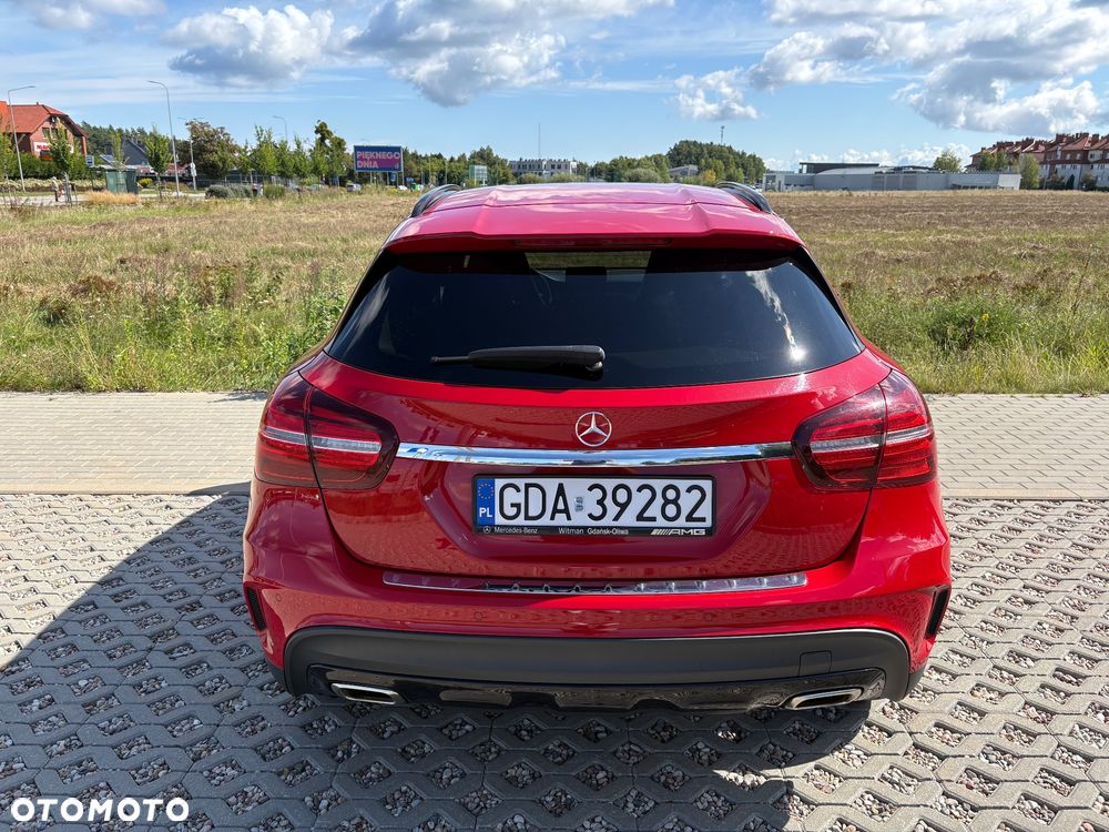 Mercedes-Benz GLA 200 7G-DCT AMG Line - 4