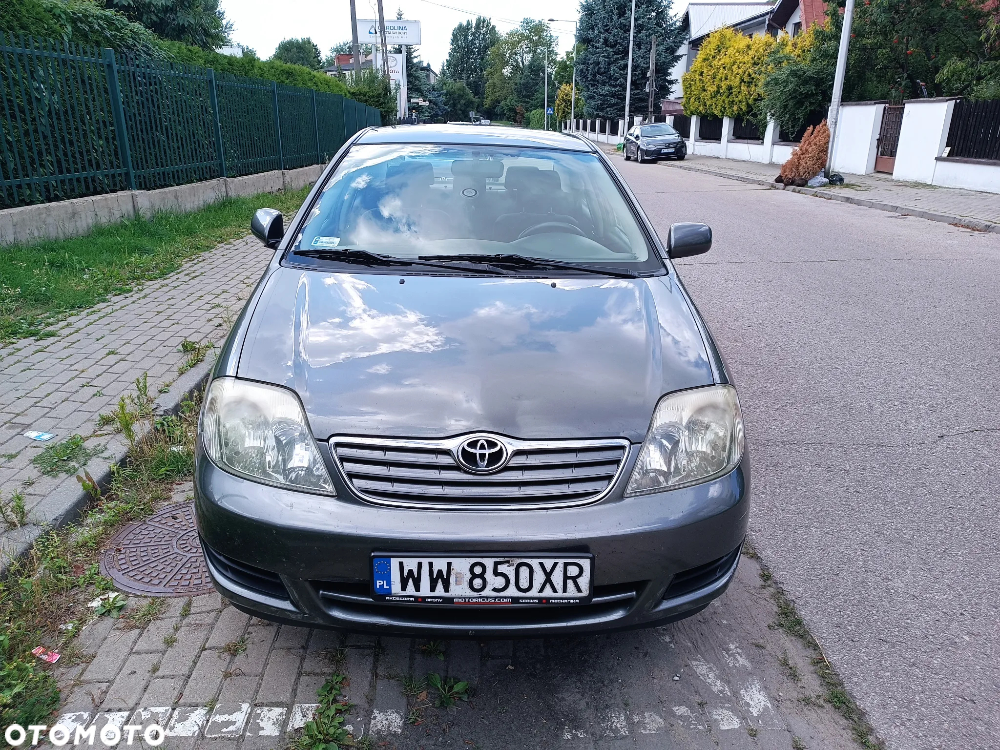 Toyota Corolla - 2