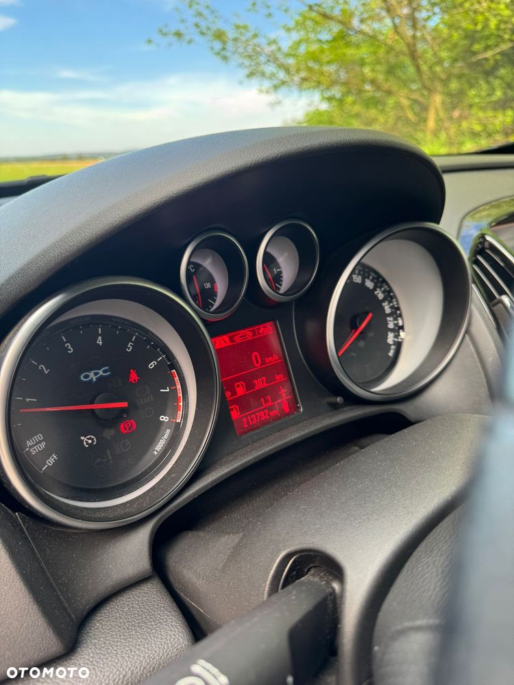 Opel Astra OPC - 18