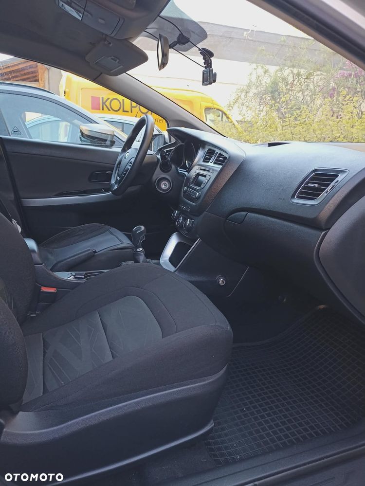 Kia Ceed 1.6 GDI M - 9