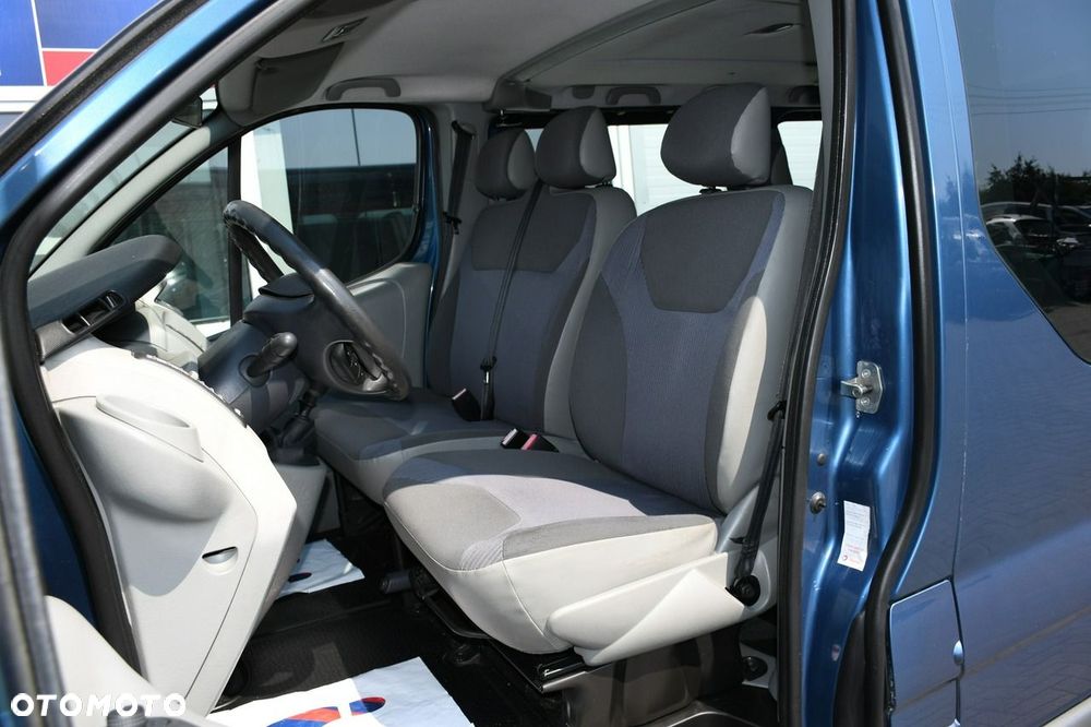 Opel Vivaro - 19