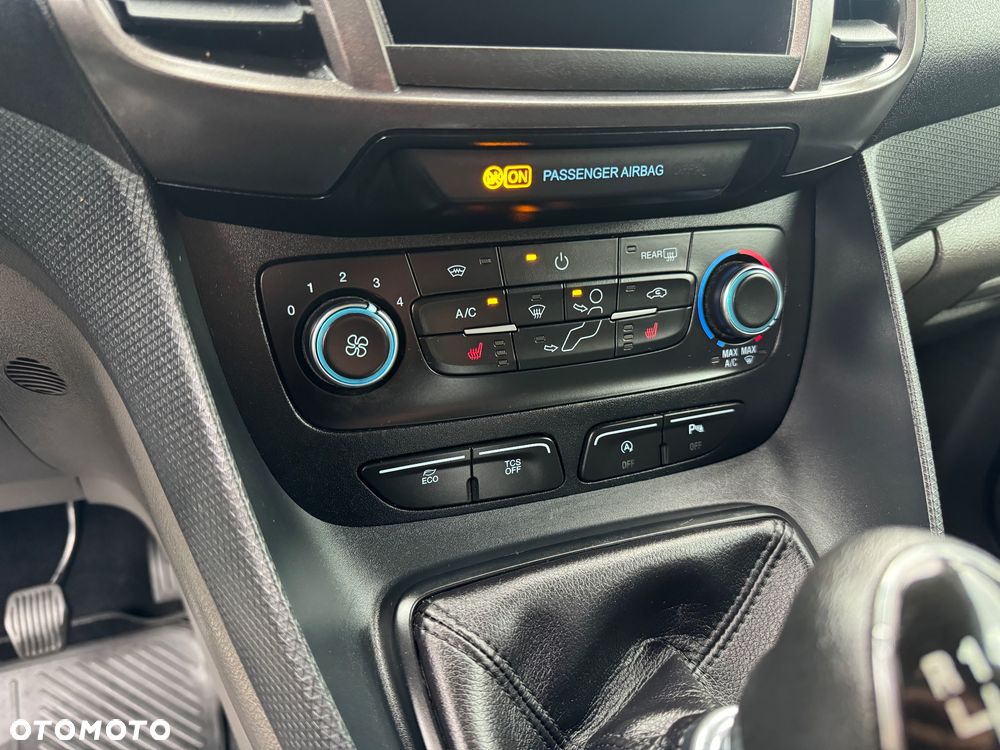 Ford Transit Connect - 21