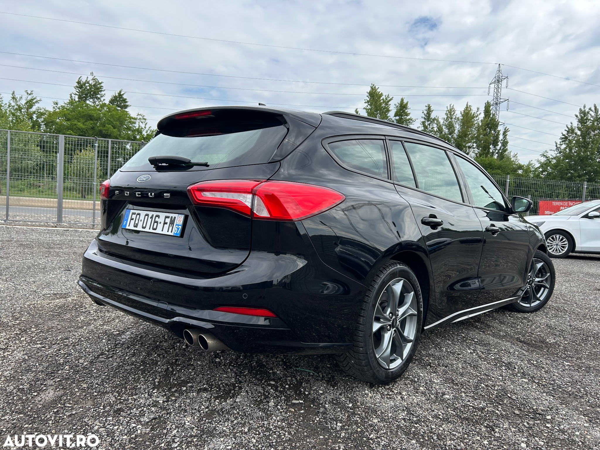 Ford Focus 1.5 EcoBlue Start-Stopp-System Aut. ST-LINE - 4