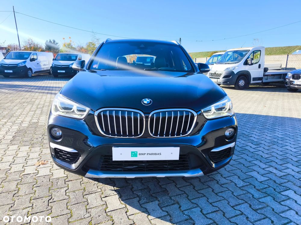BMW X1 sDrive18i xLine - 8