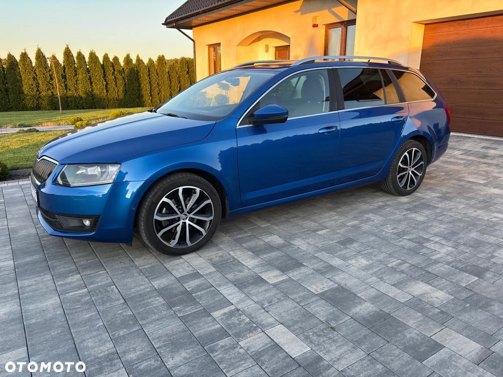 Skoda Octavia 2.0 TDI Elegance DSG - 4