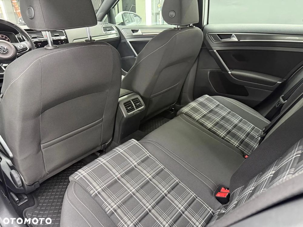 Volkswagen Golf GTD BlueMotion Technology - 31