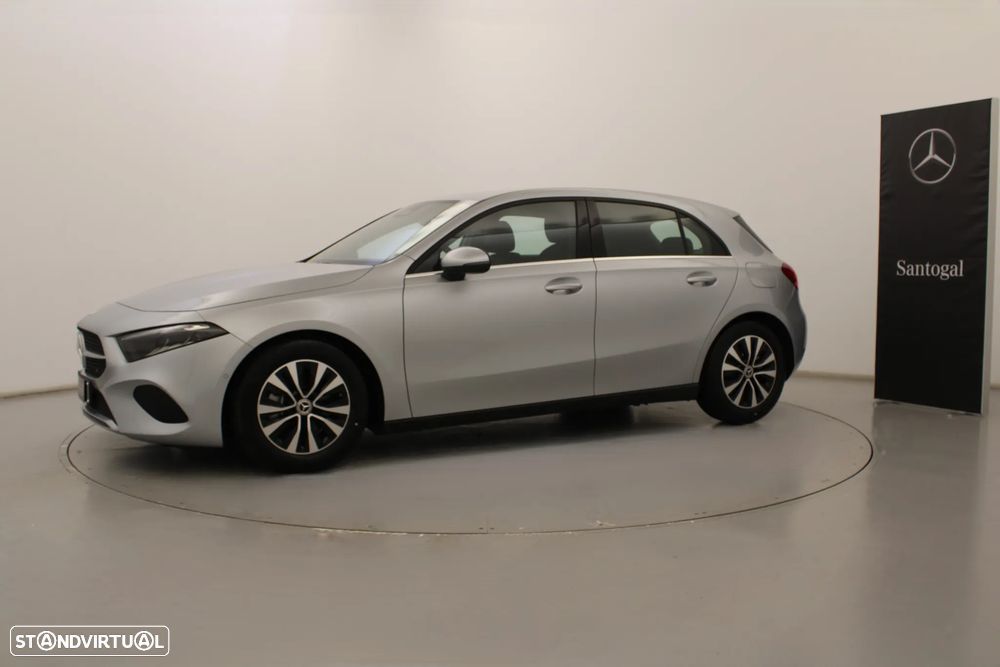 Mercedes-Benz A 200 Standard - 13