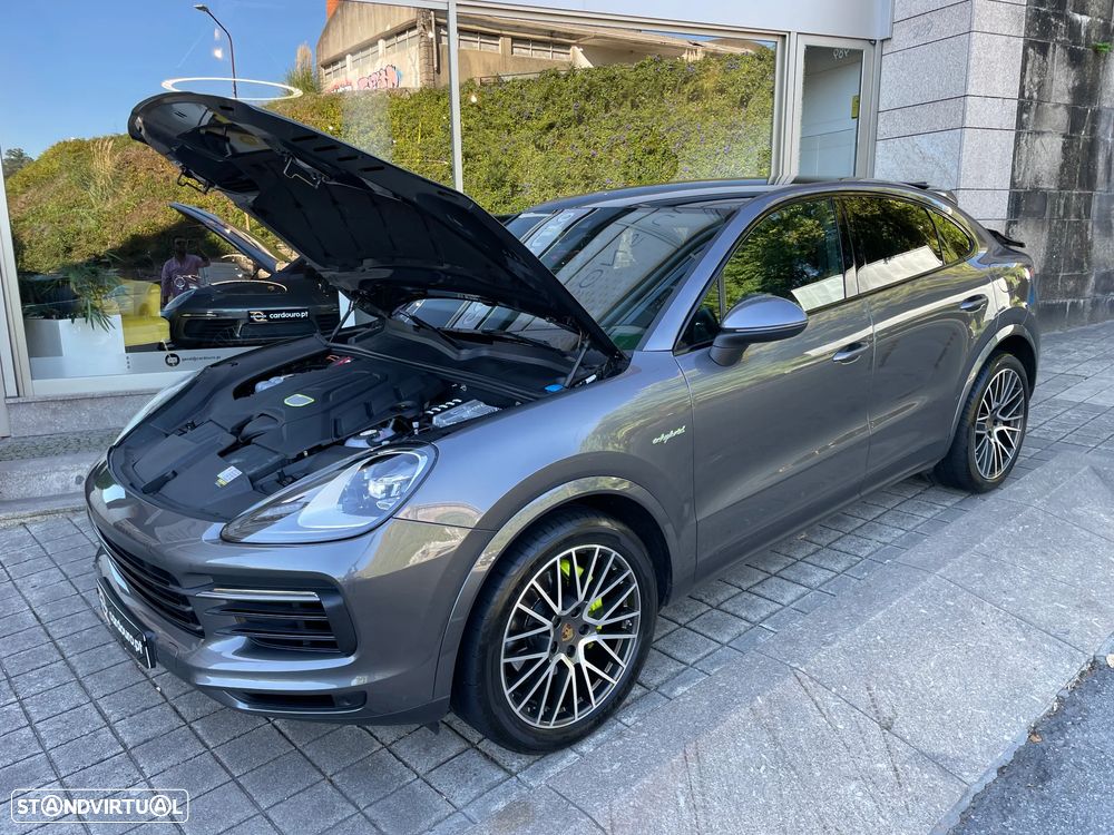 Porsche Cayenne Coupé E-Hybrid - 54