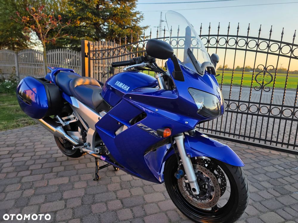 Yamaha FJR - 30