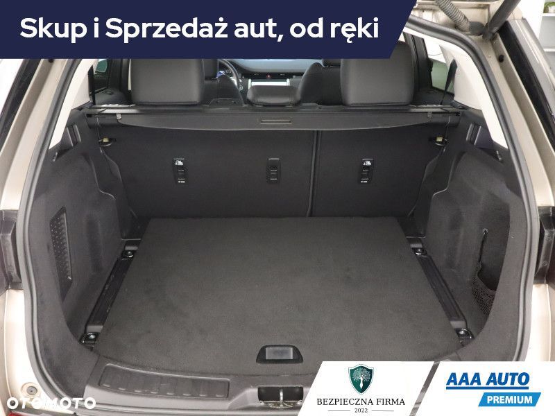 Land Rover Discovery Sport - 16