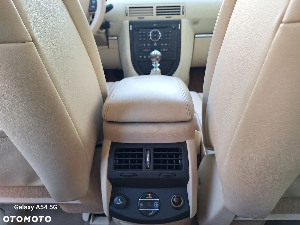 Citroën C6 2.2 HDi - 13