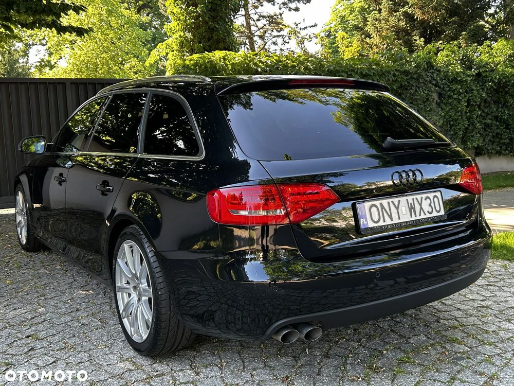 Audi A4 Avant 2.0 TDI DPF - 9