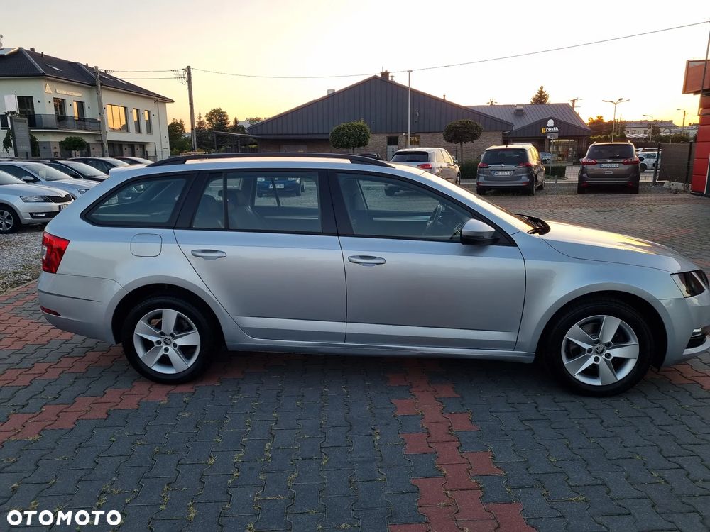 Skoda Octavia 1.5 TSI ACT Ambition - 5