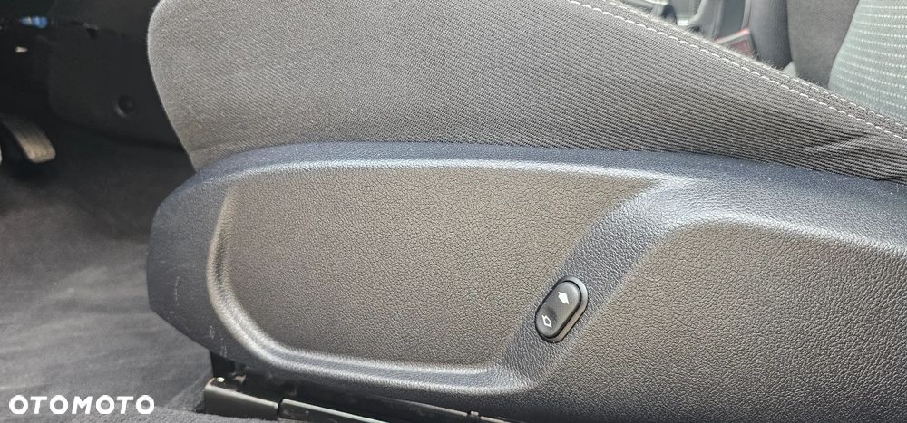 Ford Mondeo 1.6 TDCi Start-Stopp Trend - 17