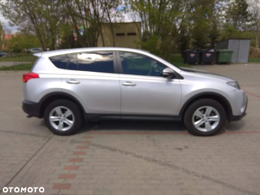 Toyota RAV4 - 3