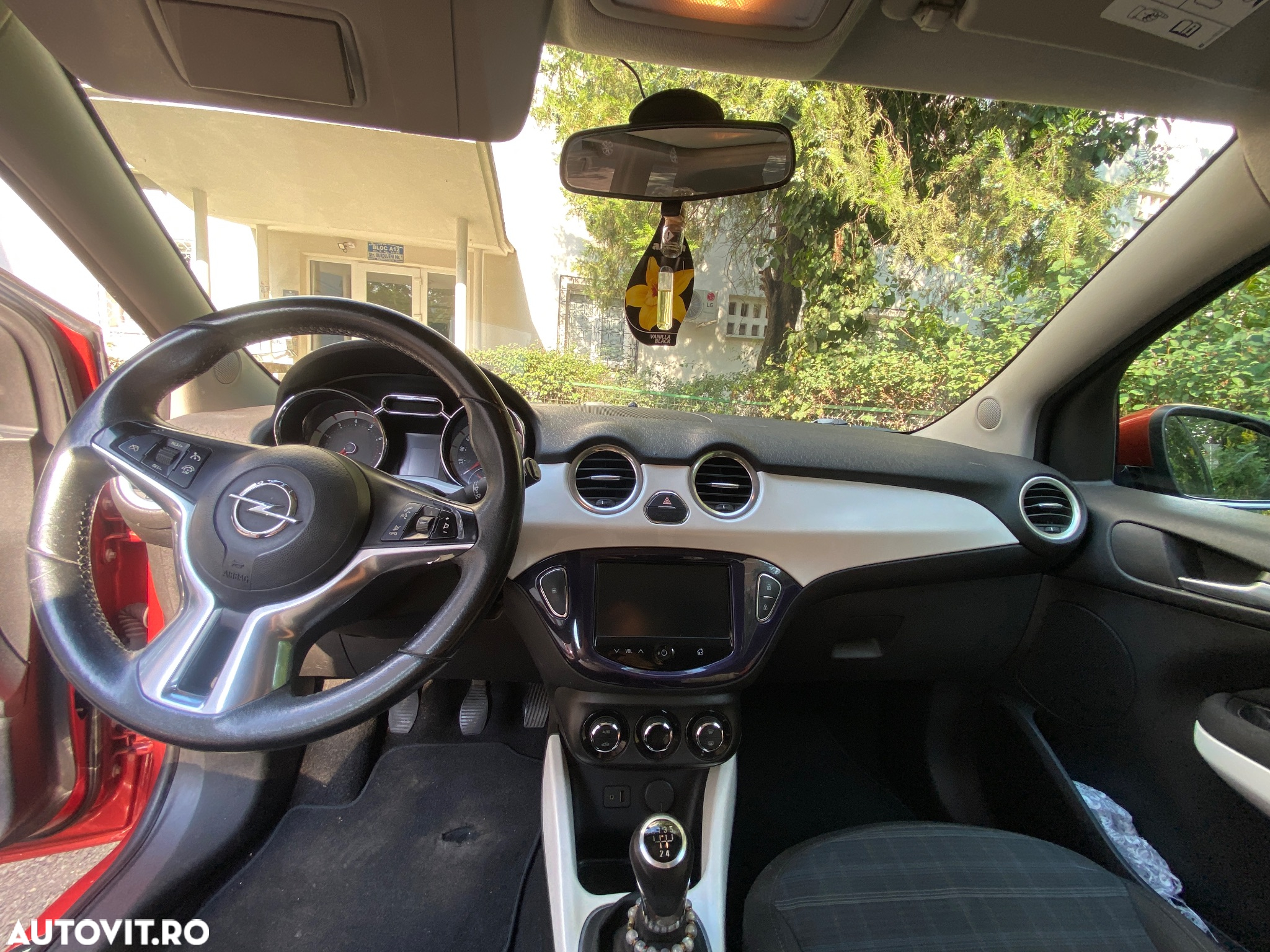 Opel Adam 1.2 - 7