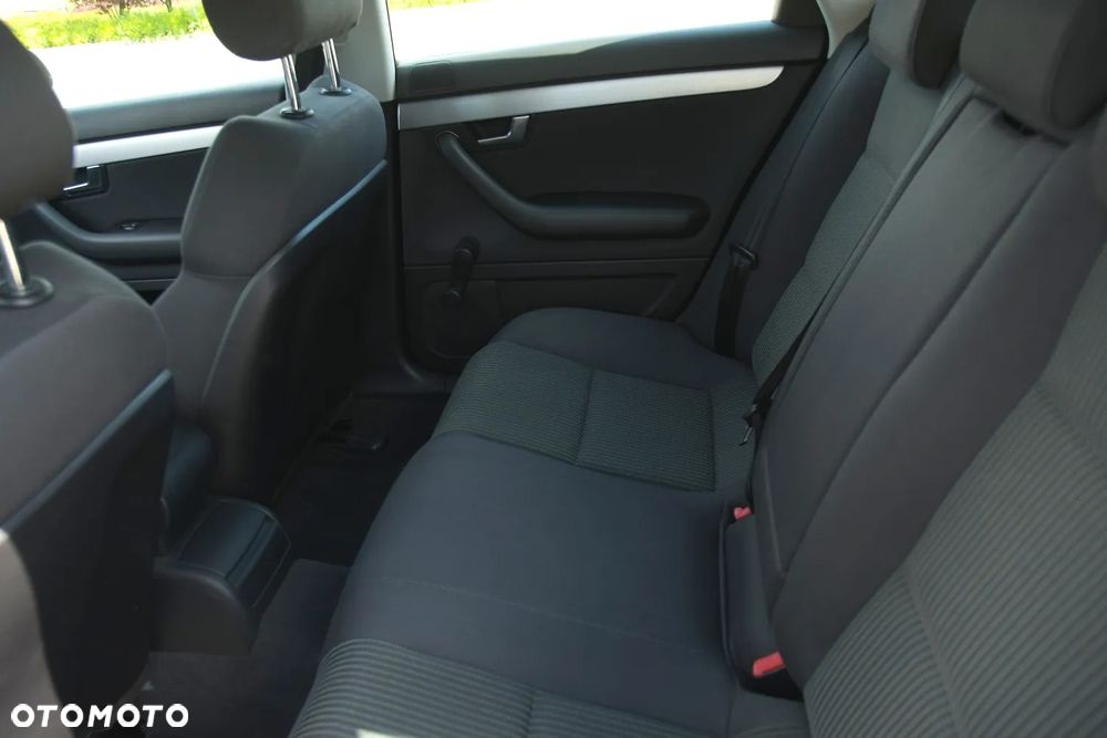 Audi A4 Avant 2.0 TDI DPF - 20