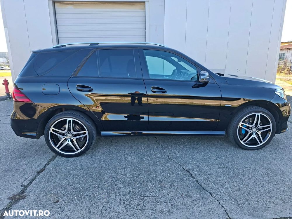 Mercedes-Benz GLE - 14