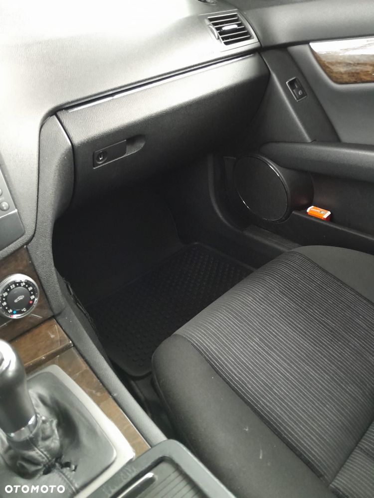 Mercedes-Benz Klasa C - 7