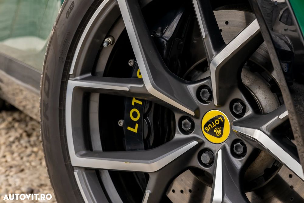 Lotus Eletre 900 Sport Carbon - 39