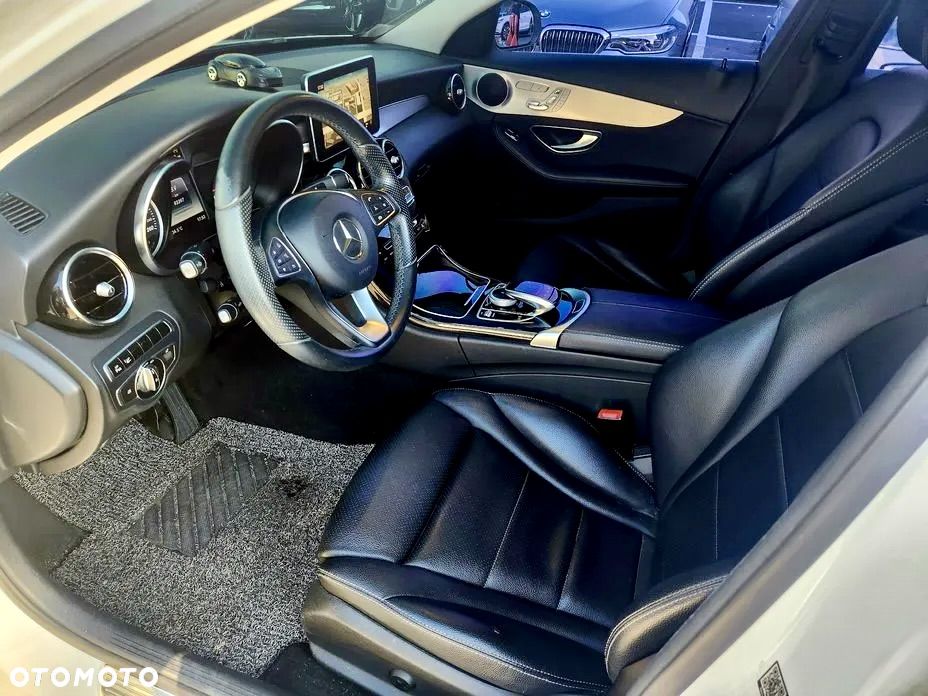 Mercedes-Benz Klasa C 200 9G-TRONIC Avantgarde - 13