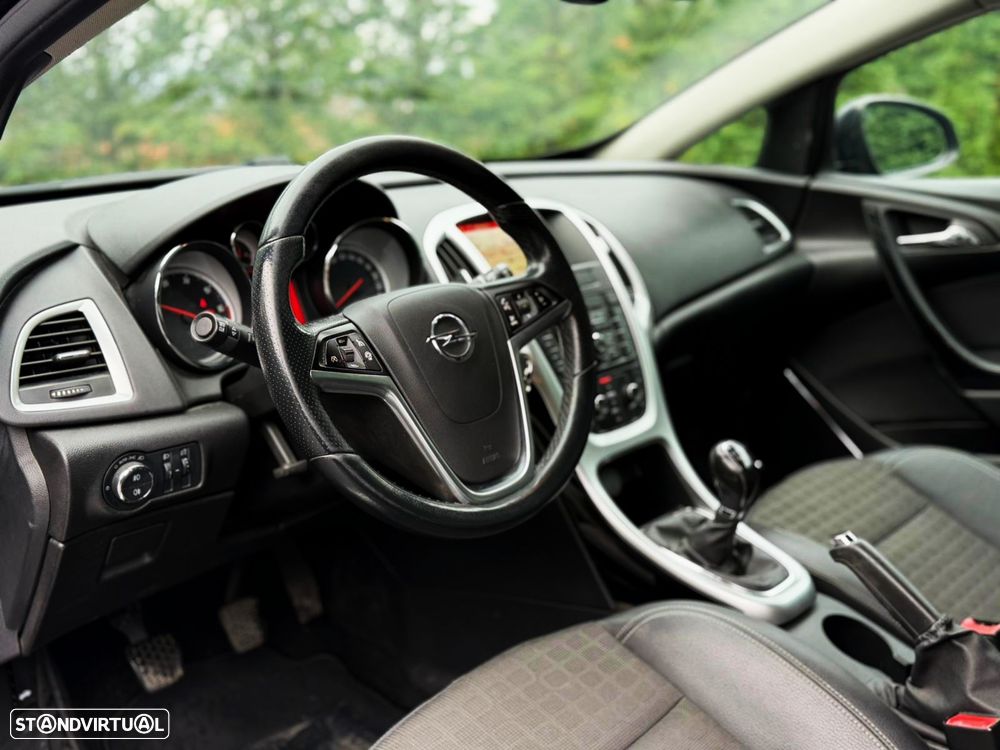 Opel Astra GTC 1.6 CDTi S/S - 13