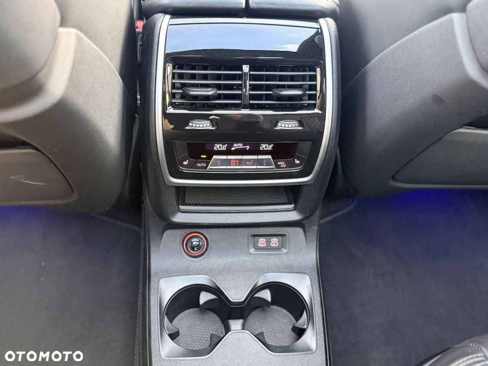 BMW X7 xDrive40d mHEV sport - 32